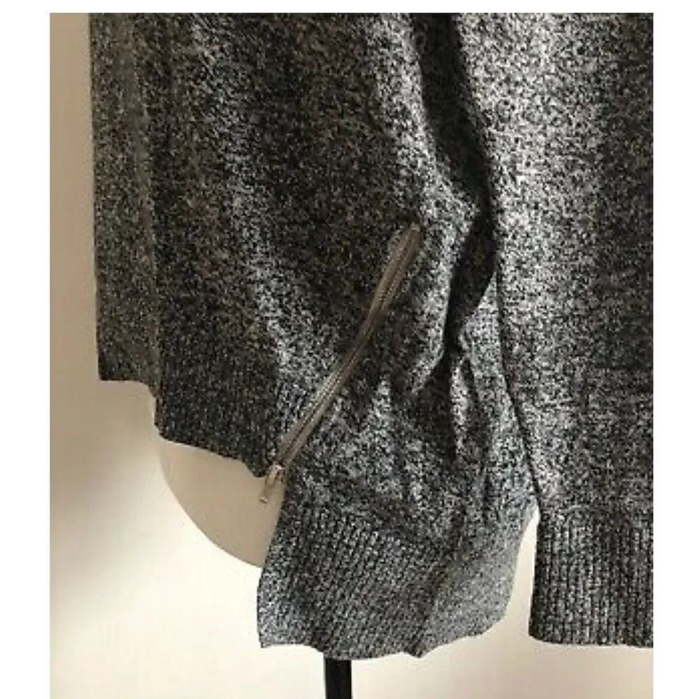 ✨ Express
Women's Gray Side Zip Hi-lo Sweater✨ - Picture 4 of 4